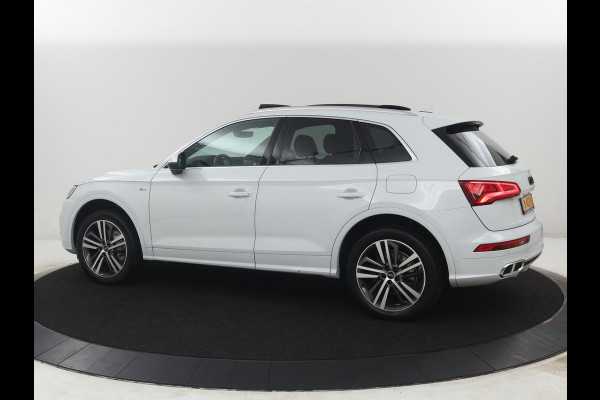 Audi Q5 55 TFSI e quattro Competition | SOH 91.8% | Leder | Panoramadak | Adaptive cruise | Virtual Dashboard | Stoelverwarming | Camera | Park assist |