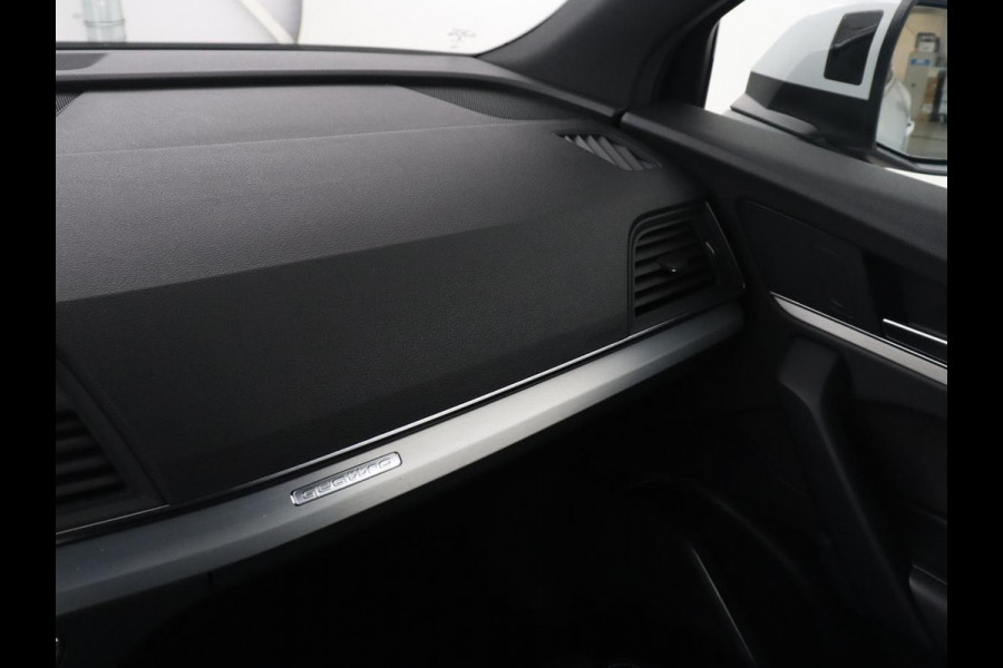 Audi Q5 55 TFSI e quattro Competition | SOH 91.8% | Leder | Panoramadak | Adaptive cruise | Virtual Dashboard | Stoelverwarming | Camera | Park assist |
