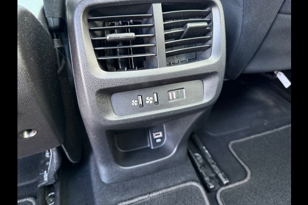 Citroën Berlingo 1.2 Turbo Shine - Climate - Panodak - Camera - Navi Apple/Android - Org.NL