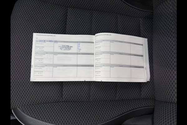 Renault Arkana 1.6 E-Tech Hybrid 145 Intens (INCL-BTW) *AUT | LEATHER-MICROFIBRE | FULL-LED | DIGI-COCKPIT | LANE-ASSIST | BLIND-SPOT | NAVI-FULLMAP | AMBIENT-LIGHT | CAMERA | KEYLESS | DAB+ | COMFORT-SEATS | PRVACY-GLASS | 18''ALU*