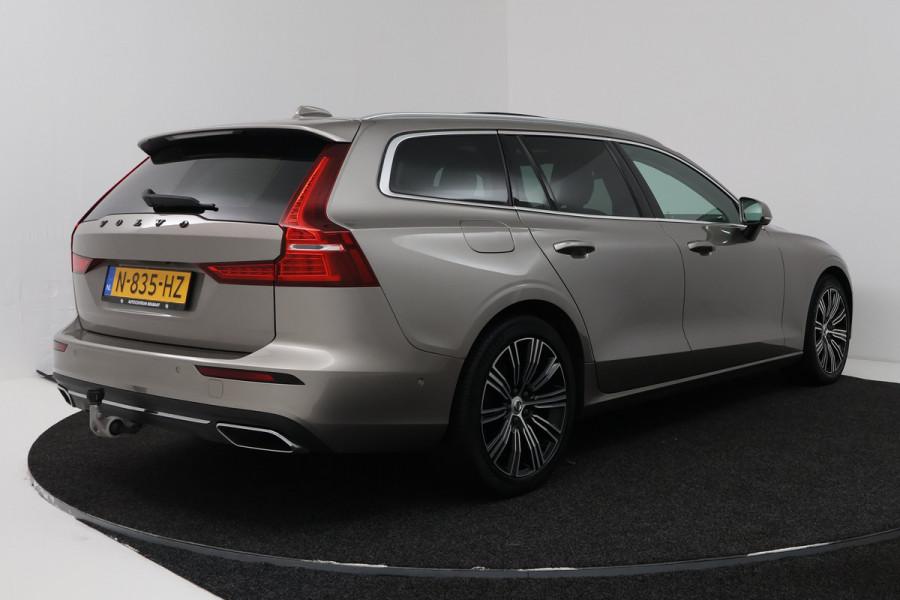 Volvo V60 2.0 T6 Recharge AWD Inscription (PANORAMADAK, TREKHAAK, CAMERA, STOELVERWARMING, ELEKTR STOELEN)