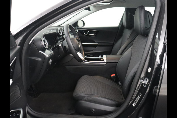 Mercedes-Benz C-Klasse 300 E Estate Avantgarde | SOH 97.6% | 360 camera | Adaptive cruise | Memory | Stoelverwarming | Sfeerverlichting | Carplay | Full LED |