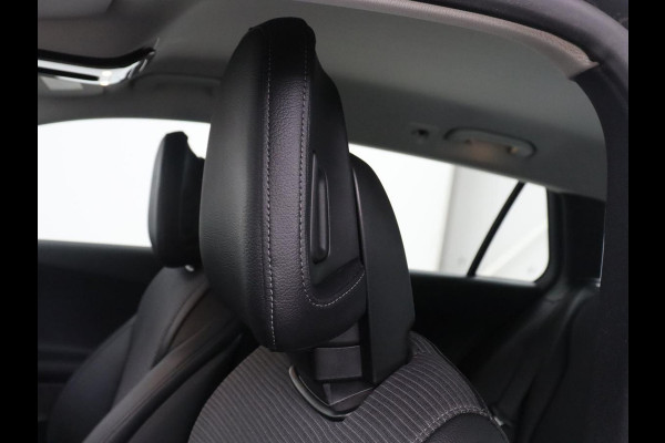Mercedes-Benz C-Klasse 300 E Estate Avantgarde | SOH 97.6% | 360 camera | Adaptive cruise | Memory | Stoelverwarming | Sfeerverlichting | Carplay | Full LED |