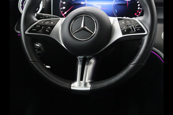Mercedes-Benz C-Klasse 300 E Estate Avantgarde | SOH 97.6% | 360 camera | Adaptive cruise | Memory | Stoelverwarming | Sfeerverlichting | Carplay | Full LED |