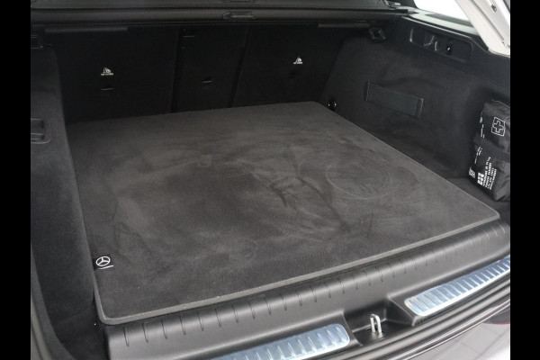 Mercedes-Benz C-Klasse 300 E Estate Avantgarde | SOH 97.6% | 360 camera | Adaptive cruise | Memory | Stoelverwarming | Sfeerverlichting | Carplay | Full LED |