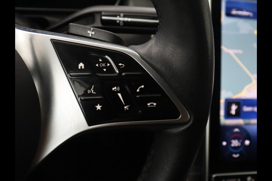 Mercedes-Benz C-Klasse 300 E Estate Avantgarde | SOH 97.6% | 360 camera | Adaptive cruise | Memory | Stoelverwarming | Sfeerverlichting | Carplay | Full LED |
