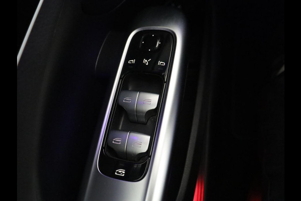 Mercedes-Benz C-Klasse 300 E Estate Avantgarde | SOH 97.6% | 360 camera | Adaptive cruise | Memory | Stoelverwarming | Sfeerverlichting | Carplay | Full LED |