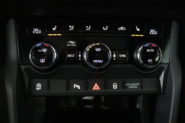 Škoda Kodiaq 1.5 TSI Sportline Business (PANORAMADAK, DIGITALE COCKPIT, STOEL/STUUR VERWARMING, ELEKTR STOELEN)