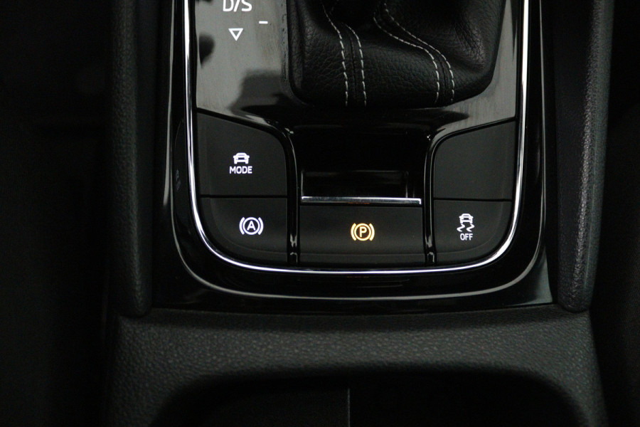 Škoda Kodiaq 1.5 TSI Sportline Business (PANORAMADAK, DIGITALE COCKPIT, STOEL/STUUR VERWARMING, ELEKTR STOELEN)