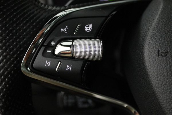 Škoda Kodiaq 1.5 TSI Sportline Business (PANORAMADAK, DIGITALE COCKPIT, STOEL/STUUR VERWARMING, ELEKTR STOELEN)