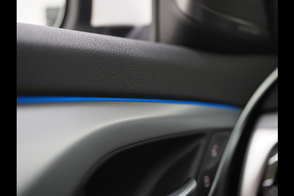 BMW 5 Serie Touring 530e High Executive | Leder | Trekhaak | Harman/Kardon | 360 | HUD | Memory | Sfeerlicht | Carplay