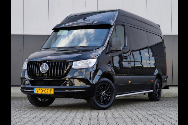 Mercedes-Benz Sprinter 316 RWD AUTOMAAT CRUISE CLIMA 2800KG TREKHAAK CAMERA STOELVERWARMING L2H2 BLACK EDITION