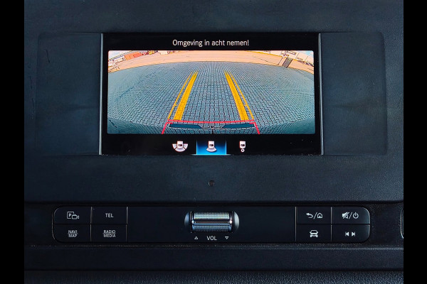 Mercedes-Benz Sprinter 316 RWD AUTOMAAT CRUISE CLIMA 2800KG TREKHAAK CAMERA STOELVERWARMING L2H2 BLACK EDITION