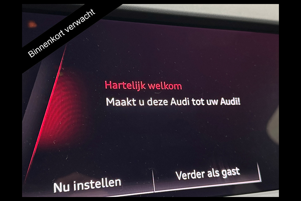 Audi Q4 e-tron 40 S-Line In & Exterieur | Wegklapbare Trekhaak | Sportstoelen | Headup | 20" | MMI Pro | Zwarte hemelbekleding | 6x Q4 OP VOORRAAD! | Privacyglas | Sportstuur | Btw auto | 27100,= ex btw. | Bovag garantie.