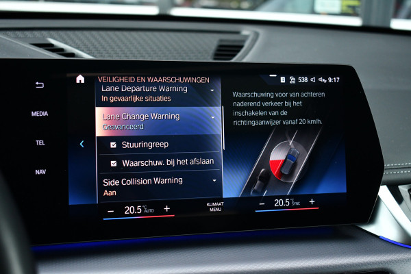 BMW iX1 xDrive30 M-Sport Pano ACC Trekh E-zetels HUD H/K Massage