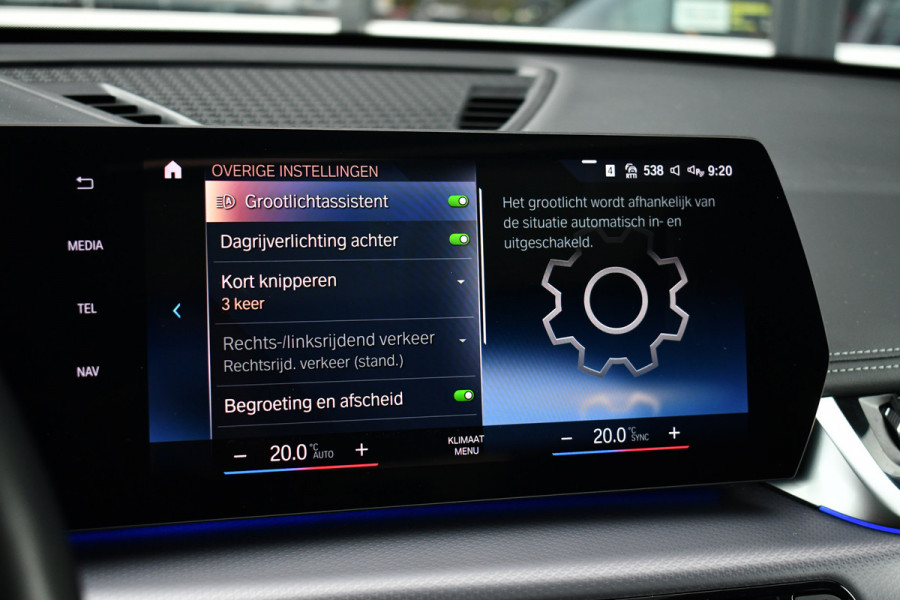 BMW iX1 xDrive30 M-Sport Pano ACC Trekh E-zetels HUD H/K Massage