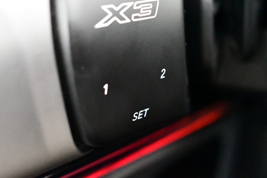 BMW X3 30e xDrive M-Sport ACC HUD 360 E-zetels Iconic-glow Brooklyngrau