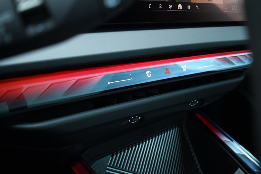 BMW X3 30e xDrive M-Sport ACC HUD 360 E-zetels Iconic-glow Brooklyngrau