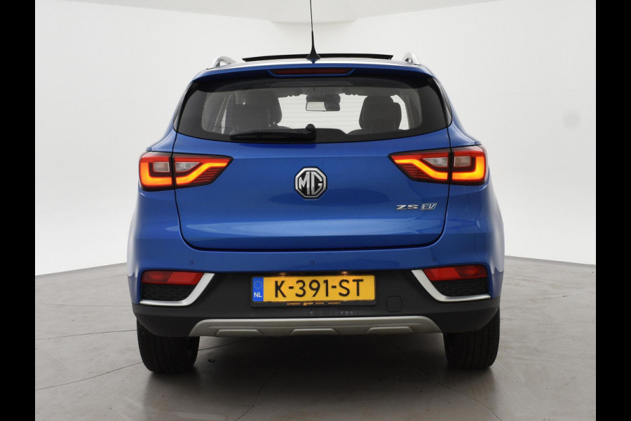 MG Mg Zs EV LUXURY 45 kWh + TREKHAAK | PANORAMA | JBL 95,1% SOH | LEDER | CAMERA | ADAPTIVE CRUISE | STOELVERWARMING
