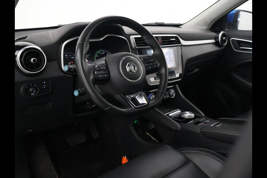 MG Mg Zs EV LUXURY 45 kWh + TREKHAAK | PANORAMA | JBL 95,1% SOH | LEDER | CAMERA | ADAPTIVE CRUISE | STOELVERWARMING
