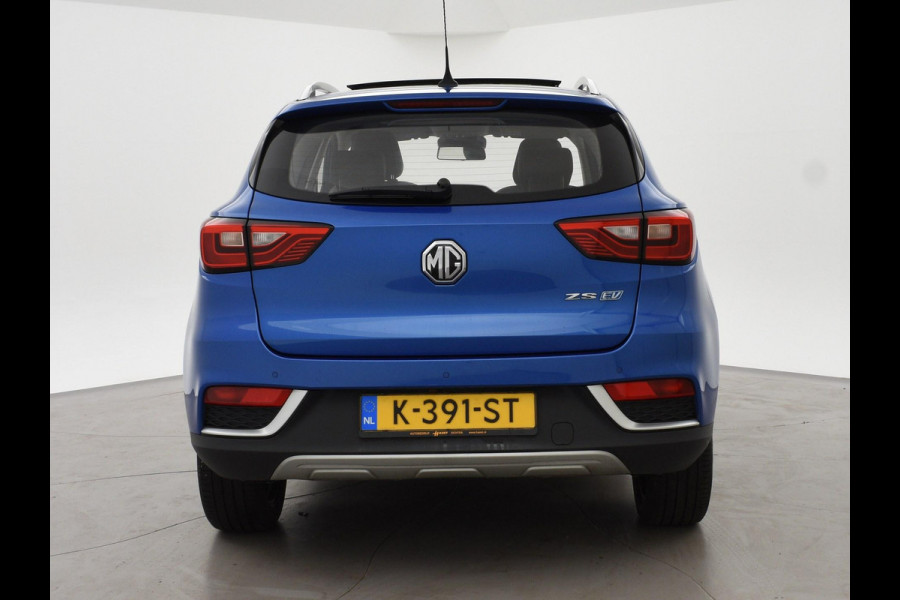 MG Mg Zs EV LUXURY 45 kWh + TREKHAAK | PANORAMA | JBL 95,1% SOH | LEDER | CAMERA | ADAPTIVE CRUISE | STOELVERWARMING