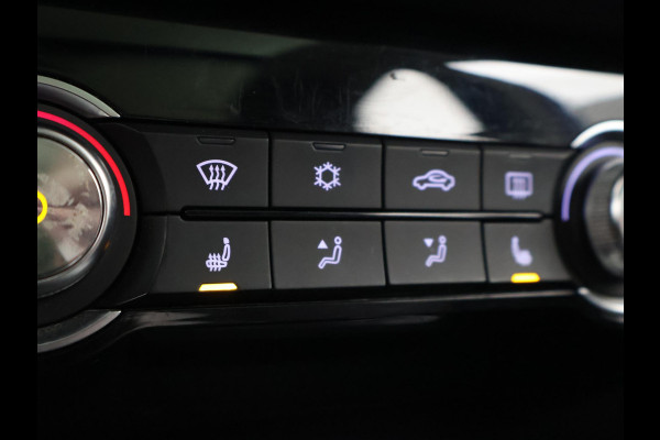 MG Mg Zs EV LUXURY 45 kWh + TREKHAAK | PANORAMA | JBL 95,1% SOH | LEDER | CAMERA | ADAPTIVE CRUISE | STOELVERWARMING