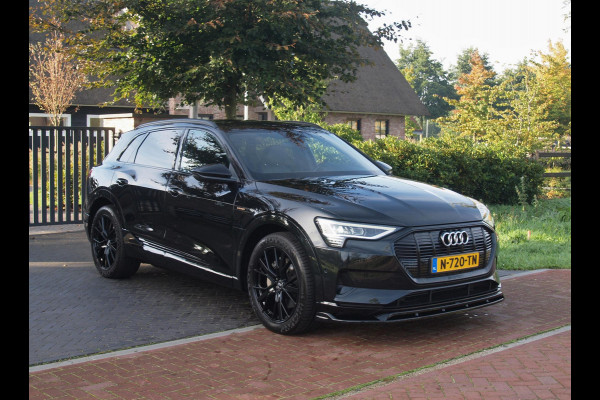 Audi e-tron 55 quattro Advanced edition Plus 95 kWh | SOH 93% | Black Optic Pakket | Maxton Spoiler | Camera | Sfeerverlichting | NL-Auto |
