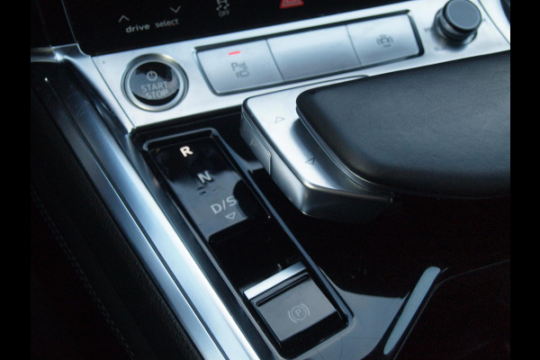 Audi e-tron 55 quattro Advanced edition Plus 95 kWh | SOH 93% | Black Optic Pakket | Maxton Spoiler | Camera | Sfeerverlichting | NL-Auto |