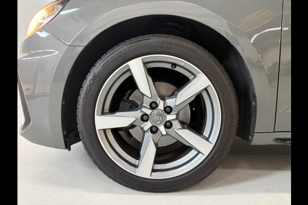 Audi A1 SPORTBACK 30 TFSI*Stoelverwarming*Parkeersensoren*