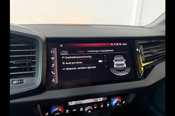 Audi A1 SPORTBACK 30 TFSI*Stoelverwarming*Parkeersensoren*