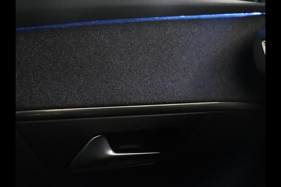 Peugeot 3008 1.6 HYbrid 225 Allure Pack Business | SOH 98.4% | Half Leder | Dodehoek detectie | Sfeerverlichting | Virtual Dashboard | Carplay | Climate control | Cruise control |
