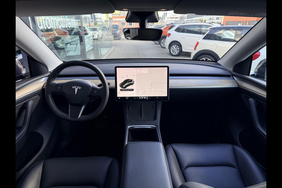 Tesla Model Y Long Range AWD 75 kWh NL-AUTO | PANODAK | LEDER | AUTOPILOT