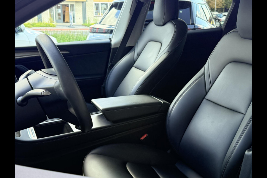 Tesla Model Y Long Range AWD 75 kWh NL-AUTO | PANODAK | LEDER | AUTOPILOT