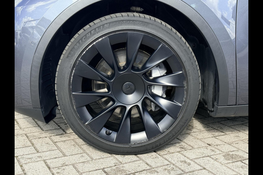 Tesla Model Y Long Range AWD 75 kWh NL-AUTO | PANODAK | LEDER | AUTOPILOT