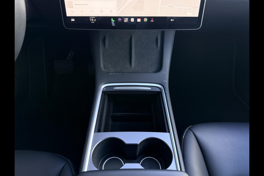 Tesla Model Y Long Range AWD 75 kWh NL-AUTO | PANODAK | LEDER | AUTOPILOT
