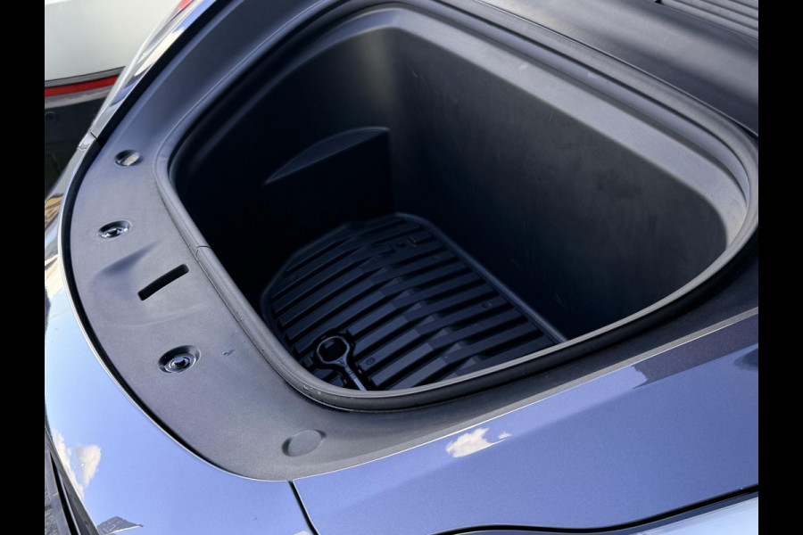 Tesla Model Y Long Range AWD 75 kWh NL-AUTO | PANODAK | LEDER | AUTOPILOT