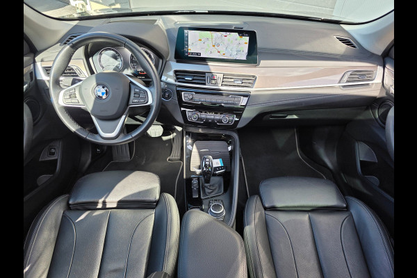BMW X1 SDrive20i Business Edition Plus | PANO | LEDER | TREKHAAK | NAP | 1E EIGENAAR