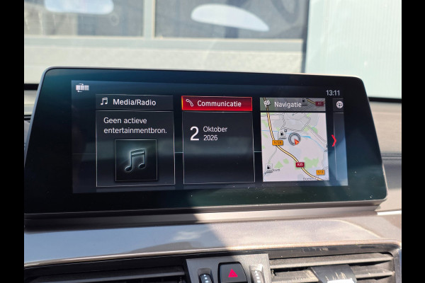 BMW X1 SDrive20i Business Edition Plus | PANO | LEDER | TREKHAAK | NAP | 1E EIGENAAR
