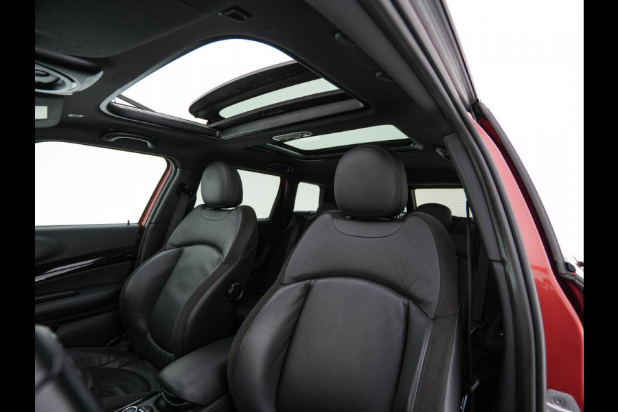 MINI Clubman 2.0 Cooper S ALL4 JCW-Styling Premier Plus (INCL-BTW) Aut * PANO | LEATHER | FULL-LED | HEATED-SPORTSEATS | DIGI-COCKPIT | AMBIENTLIGHT | PRIVACY-GLASS | HEAD-UP | PDC | CAMERA | DAB  | KEYLESS | TOWBAR | 18"ALU*