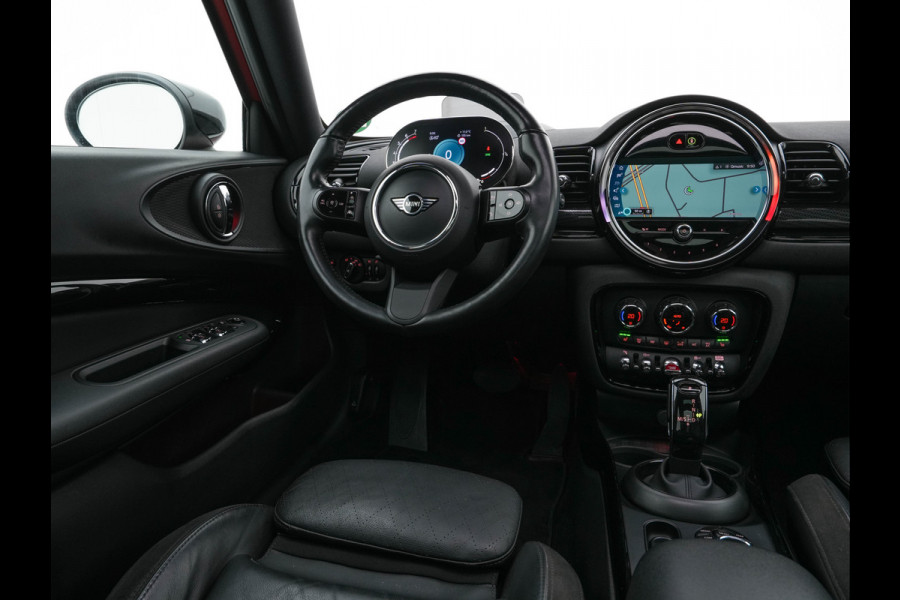MINI Clubman 2.0 Cooper S ALL4 JCW-Styling Premier Plus (INCL-BTW) Aut * PANO | LEATHER | FULL-LED | HEATED-SPORTSEATS | DIGI-COCKPIT | AMBIENTLIGHT | PRIVACY-GLASS | HEAD-UP | PDC | CAMERA | DAB  | KEYLESS | TOWBAR | 18"ALU*