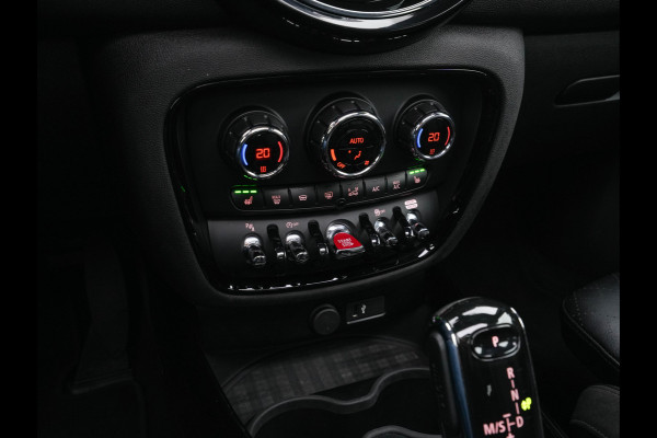 MINI Clubman 2.0 Cooper S ALL4 JCW-Styling Premier Plus (INCL-BTW) Aut * PANO | LEATHER | FULL-LED | HEATED-SPORTSEATS | DIGI-COCKPIT | AMBIENTLIGHT | PRIVACY-GLASS | HEAD-UP | PDC | CAMERA | DAB  | KEYLESS | TOWBAR | 18"ALU*