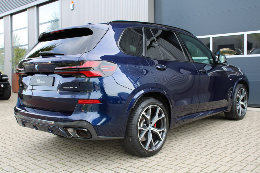 BMW X5 xDrive50e Launch Edition