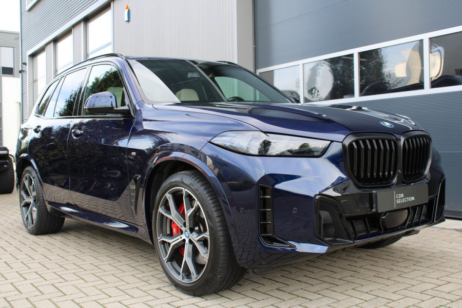 BMW X5 xDrive50e Launch Edition