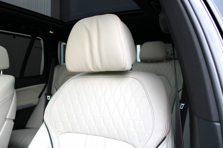 BMW X5 xDrive50e Launch Edition