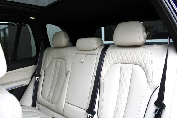 BMW X5 xDrive50e Launch Edition