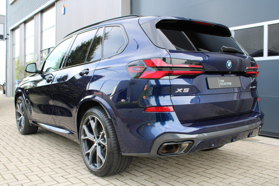 BMW X5 xDrive50e Launch Edition