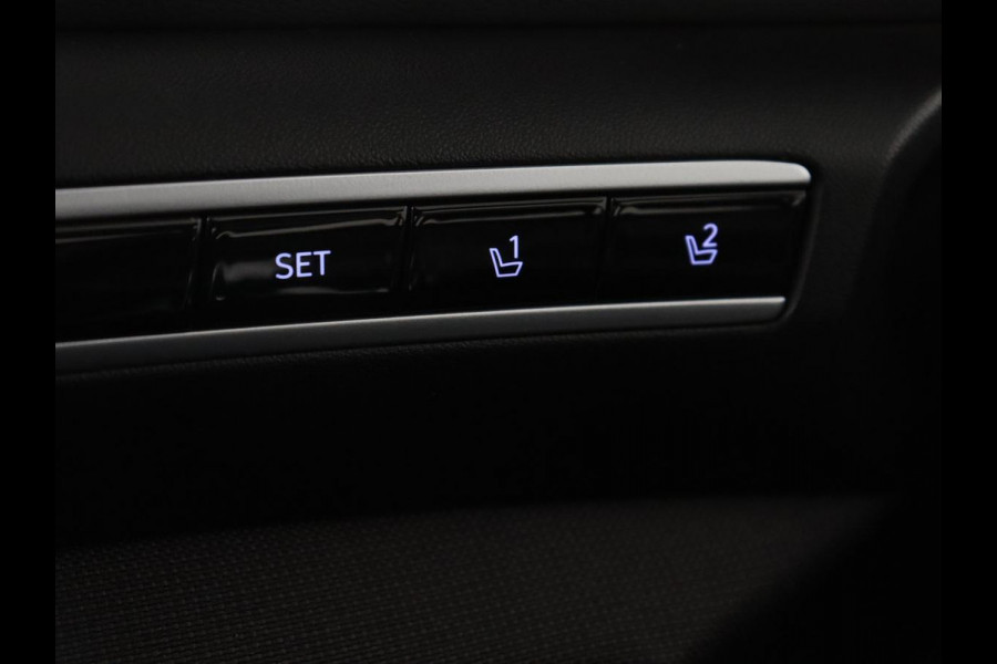 Hyundai Tucson 1.6 T-GDI HEV Premium | Leder | Stoelkoeling | Trekhaak | 360 camera | Adaptive cruise | Carplay | Krell Sound | Memory | Stuur/stoelverwarming |