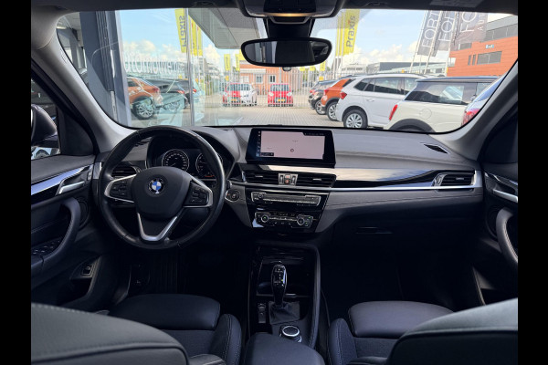 BMW X1 sDrive20i High Executive M-PAKKET | CARPLAY | CAMERA | LED