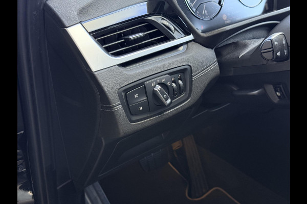 BMW X1 sDrive20i High Executive M-PAKKET | CARPLAY | CAMERA | LED