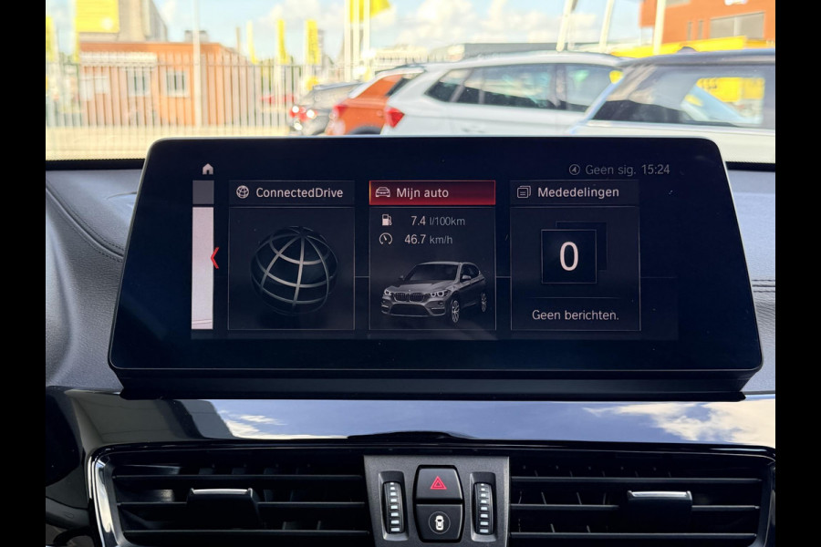 BMW X1 sDrive20i High Executive M-PAKKET | CARPLAY | CAMERA | LED